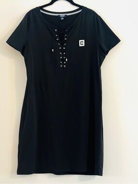 Chaps Black Lace-Up Neckline Shift Dress Detailed With Logo Size L